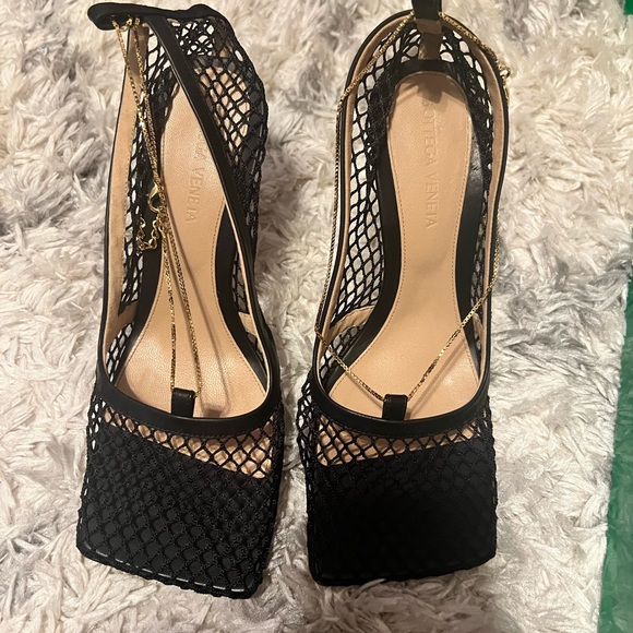 Brand new Bottega Veneta heels - Picture 3 of 4